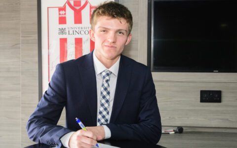 Orin signs with Lincoln City