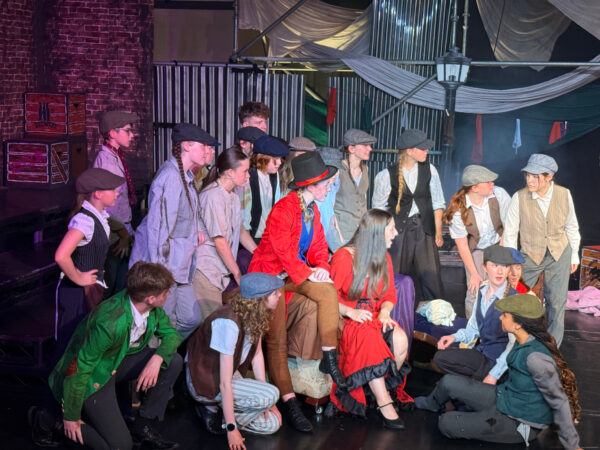 Oliver cast
