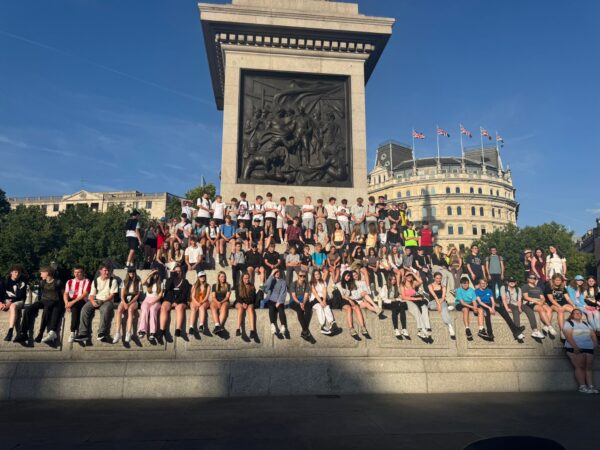 Year 9 students group on London monument